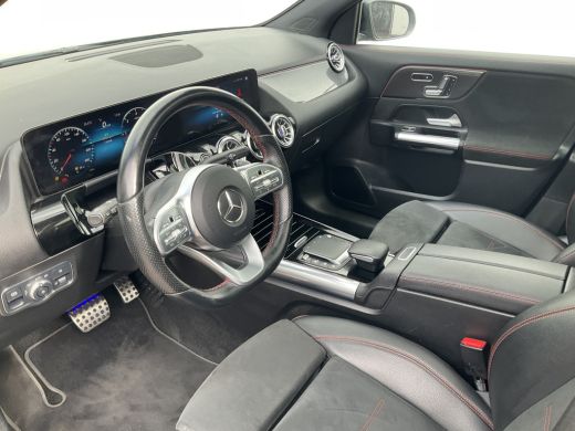 Mercedes-Benz GLA 200 D Solution AMG Memory Pano.dak Stoelverw. Business Orig.NL Dealer-Onderhouden! ActivLease financial lease
