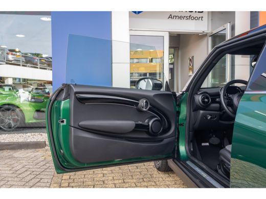 Mini Electric Business Edition 33 kWh | Apple Carplay/Android Auto | Keyless start | Stof/kunstlederen bekledin... ActivLease financial lease
