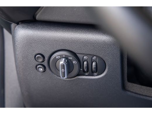 Mini Electric Business Edition 33 kWh | Apple Carplay/Android Auto | Keyless start | Stof/kunstlederen bekledin... ActivLease financial lease