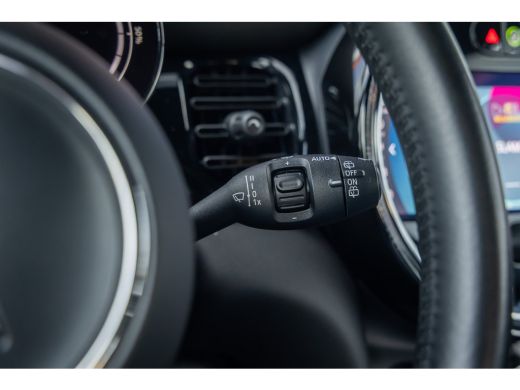 Mini Electric Business Edition 33 kWh | Apple Carplay/Android Auto | Keyless start | Stof/kunstlederen bekledin... ActivLease financial lease