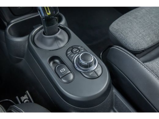 Mini Electric Business Edition 33 kWh | Apple Carplay/Android Auto | Keyless start | Stof/kunstlederen bekledin... ActivLease financial lease
