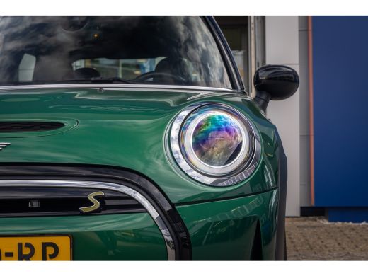 Mini Electric Business Edition 33 kWh | Apple Carplay/Android Auto | Keyless start | Stof/kunstlederen bekledin... ActivLease financial lease