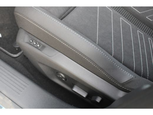Opel Astra Sports Tourer 1.6 Turbo Plug In Hybrid Ultimate | Nieuw model | Panorama/schuifdak | Luxe stoelen... ActivLease financial lease