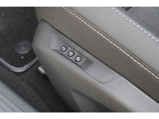 Opel Astra Sports Tourer 1.6 Turbo Plug In Hybrid Ultimate | Nieuw model | Panorama/schuifdak | Luxe stoelen... ActivLease financial lease