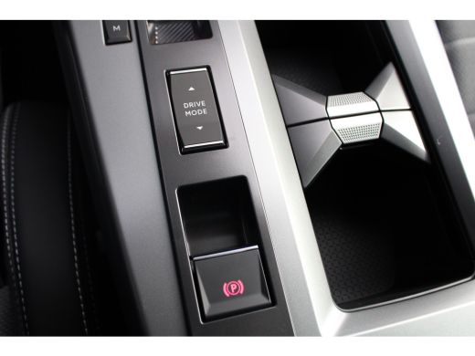 Opel Grandland 1.2 Turbo Hybrid GS | Automaat | Navigatie | Camera voor + achter | Stoelverwarming | Apple carpl... ActivLease financial lease