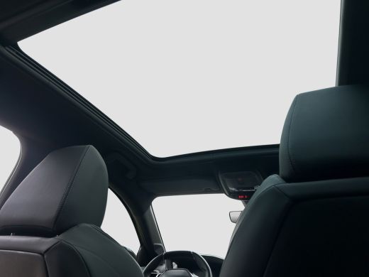 Peugeot 208 1.2 PureTech GT Line 130pk! | Pano | Cruise Control | Stoelverwarming | CarPlay | Leder | ActivLease financial lease
