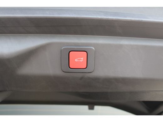 Peugeot 3008 1.6 plug-in Hybrid 195 GT Exclusive | Panorama/schuifdak | Lederen bekleding | Massage | Stoelver... ActivLease financial lease