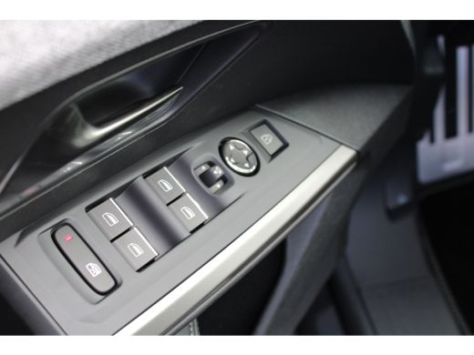 Peugeot 3008 1.6 plug-in Hybrid 195 GT Exclusive | Panorama/schuifdak | Lederen bekleding | Massage | Stoelver... ActivLease financial lease