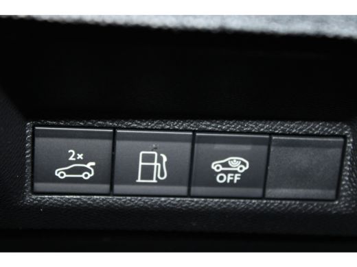 Peugeot 5008 1.6 Plug-in Hybrid 195 GT Exclusive | Panorama/schuifdak | Lederen bekleding | Massage | Stoelver... ActivLease financial lease