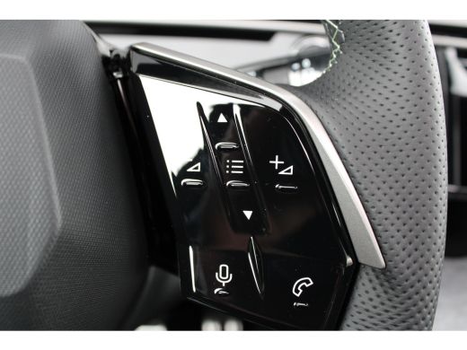 Peugeot 5008 1.6 Plug-in Hybrid 195 GT Exclusive | Panorama/schuifdak | Lederen bekleding | Massage | Stoelver... ActivLease financial lease