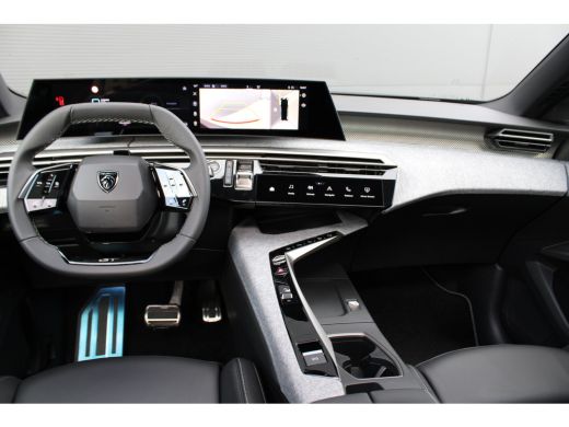 Peugeot 5008 1.6 Plug-in Hybrid 195 GT Exclusive | Panorama/schuifdak | Lederen bekleding | Massage | Stoelver... ActivLease financial lease