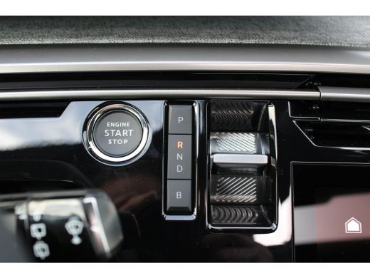 Peugeot 5008 1.6 Plug-in Hybrid 195 GT Exclusive | Panorama/schuifdak | Lederen bekleding | Massage | Stoelver... ActivLease financial lease