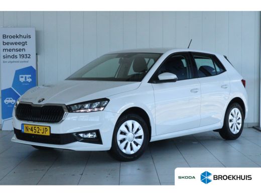 Skoda Fabia 1.0 MPI Greentech Ambition | Cruise Control | Stoelverwarming | Carplay | Sensoren | Airco | Radio ActivLease financial lease