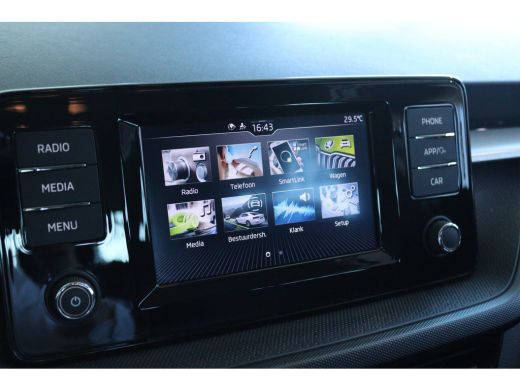 Skoda Fabia 1.0 MPI Greentech Ambition | Cruise Control | Stoelverwarming | Carplay | Sensoren | Airco | Radio ActivLease financial lease