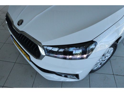 Skoda Fabia 1.0 MPI Greentech Ambition | Cruise Control | Stoelverwarming | Carplay | Sensoren | Airco | Radio ActivLease financial lease