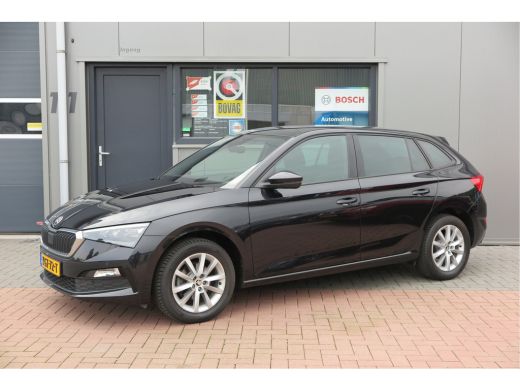 Skoda Scala 1.0 TSI 110pk H6 Sport Business. Panoramadak , Led, Stoelverwarming, Achteruitrijcamera , PDC , C... ActivLease financial lease