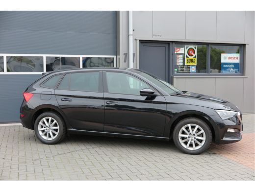 Skoda Scala 1.0 TSI 110pk H6 Sport Business. Panoramadak , Led, Stoelverwarming, Achteruitrijcamera , PDC , C... ActivLease financial lease