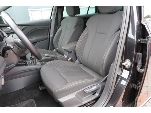 Skoda Scala 1.0 TSI 110pk H6 Sport Business. Panoramadak , Led, Stoelverwarming, Achteruitrijcamera , PDC , C... ActivLease financial lease