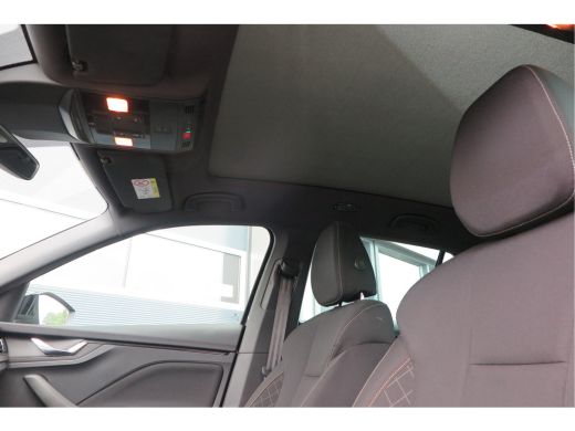 Skoda Scala 1.0 TSI 110pk H6 Sport Business. Panoramadak , Led, Stoelverwarming, Achteruitrijcamera , PDC , C... ActivLease financial lease