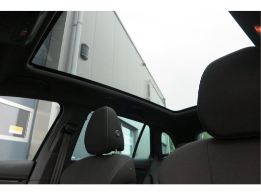 Skoda Scala 1.0 TSI 110pk H6 Sport Business. Panoramadak , Led, Stoelverwarming, Achteruitrijcamera , PDC , C... ActivLease financial lease