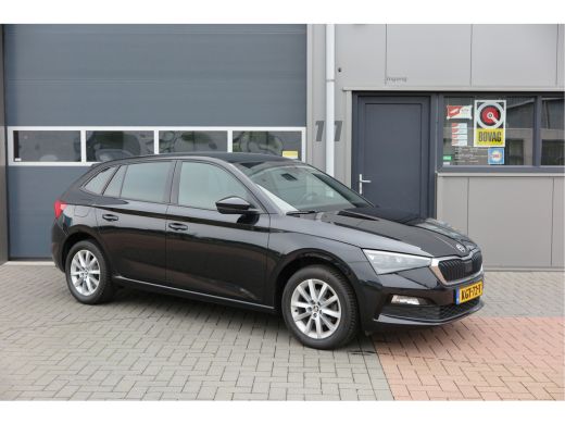 Skoda Scala 1.0 TSI 110pk H6 Sport Business. Panoramadak , Led, Stoelverwarming, Achteruitrijcamera , PDC , C... ActivLease financial lease