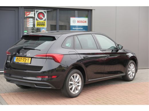 Skoda Scala 1.0 TSI 110pk H6 Sport Business. Panoramadak , Led, Stoelverwarming, Achteruitrijcamera , PDC , C... ActivLease financial lease