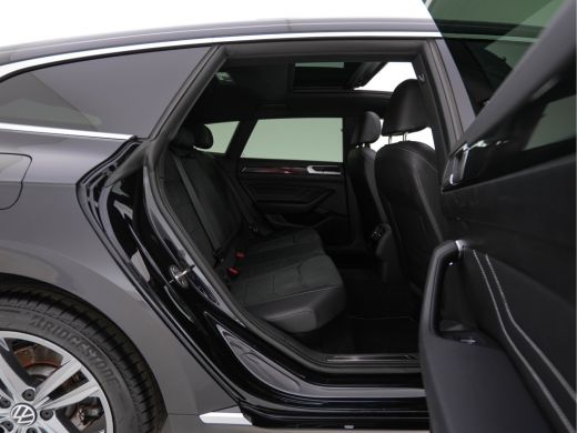 Volkswagen Arteon 1.4 TSI eHybrid R-Line Business (Plug-in) {SoH-90%} (INCL-BTW) *PANO | LEATHER-ARTVELOURS | FULL-... ActivLease financial lease