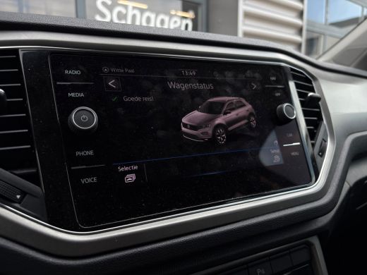 Volkswagen T-Roc 1.0 TSI 110 pk Style | Parkeersensoren | Navigatie | Cruise control adaptief | ActivLease financial lease