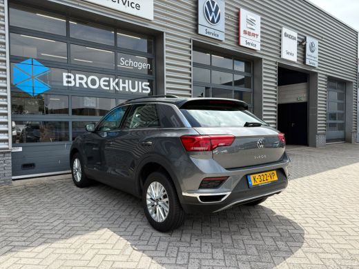 Volkswagen T-Roc 1.0 TSI 110 pk Style | Parkeersensoren | Navigatie | Cruise control adaptief | ActivLease financial lease