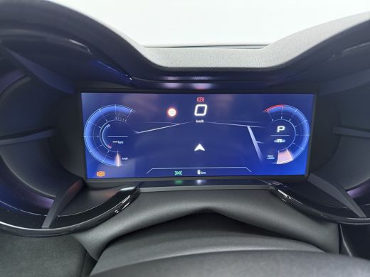 Alfa Romeo Junior Ibrida Sport Speciale | "Sport Speciale" alcantara bekleding met witte accenten - 6-voudig elektr... ActivLease financial lease