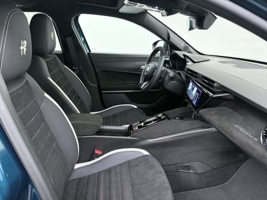 Alfa Romeo Junior Ibrida Sport Speciale | "Sport Speciale" alcantara bekleding met witte accenten - 6-voudig elektr... ActivLease financial lease