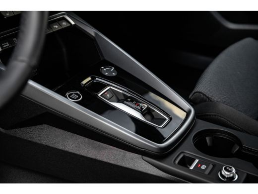 Audi A3 Sportback 40 TFSI e Advanced edition | Achteruitrijcamera | Bestuurdersstoel elektr. | Achterklep... ActivLease financial lease