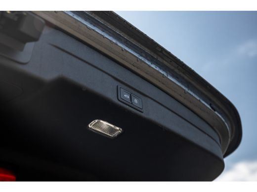 Audi A5 Avant 2.0 e-hybrid quattro S edition | Panoramadak | Sfeerverlichting | 360 Camera | Stoelverwarm... ActivLease financial lease