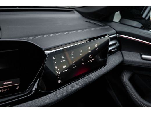 Audi A5 Avant 2.0 e-hybrid quattro S edition | Panoramadak | Sfeerverlichting | 360 Camera | Stoelverwarm... ActivLease financial lease
