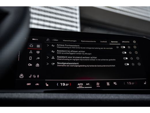 Audi A5 Avant 2.0 e-hybrid quattro S edition | Panoramadak | Sfeerverlichting | 360 Camera | Stoelverwarm... ActivLease financial lease