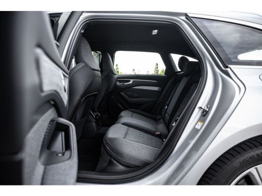 Audi A6 Avant 2.0 e-hybrid quattro Pro Line | Trekhaak | HUD | Bang & Olufsen | | Trekhaak | HUD | Bang &... ActivLease financial lease