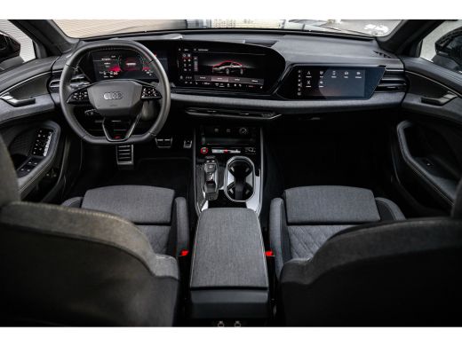 Audi A6 Limousine 2.0 e-hybrid quattro S edition Competition | Glazen Panoramadak | Luchtvering | Bang & ... ActivLease financial lease