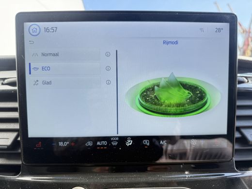 Ford E-Transit 68 kWh 184PK L2H2 316km WLTP 96,6% (SOH) Climate Control Cruise Control CarPlay Navigatie Parkeer... ActivLease financial lease