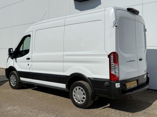 Ford E-Transit 68 kWh 184PK L2H2 316km WLTP 96,6% (SOH) Climate Control Cruise Control CarPlay Navigatie Parkeer... ActivLease financial lease