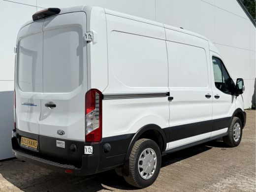 Ford E-Transit 68 kWh 184PK L2H2 316km WLTP 96,6% (SOH) Climate Control Cruise Control CarPlay Navigatie Parkeer... ActivLease financial lease