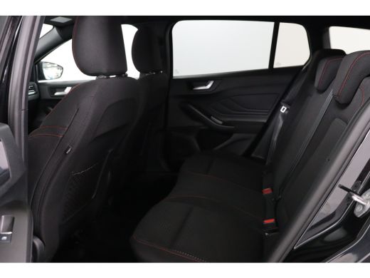 Ford Focus 1.0 EcoBoost Hybrid ST Line | 1e Eigenaar! | Winterpack | LED | Clima | Navi | Cruise Control | K... ActivLease financial lease