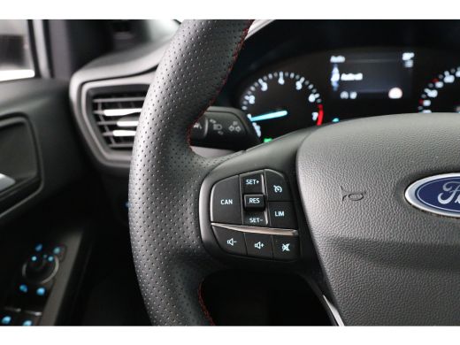Ford Focus 1.0 EcoBoost Hybrid ST Line | 1e Eigenaar! | Winterpack | LED | Clima | Navi | Cruise Control | K... ActivLease financial lease