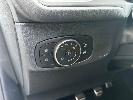 Ford Focus 1.0 Hybrid 125 PK ST Line X | STUUR, STOEL EN VOORRUITVERWARMING| KEYLESS ENTRY & START| CAMERA +... ActivLease financial lease