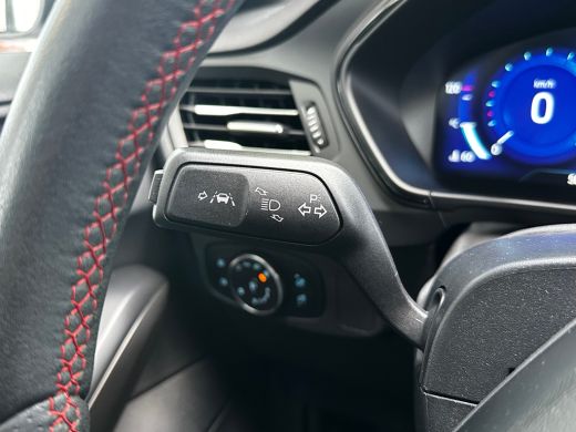 Ford Focus 1.0 Hybrid 125 PK ST Line X | STUUR, STOEL EN VOORRUITVERWARMING| KEYLESS ENTRY & START| CAMERA +... ActivLease financial lease