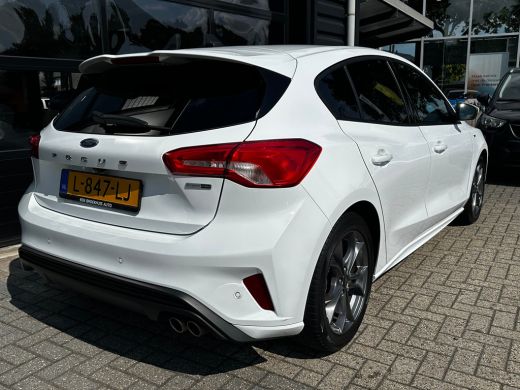 Ford Focus 1.0 Hybrid 125 PK ST Line X | STUUR, STOEL EN VOORRUITVERWARMING| KEYLESS ENTRY & START| CAMERA +... ActivLease financial lease