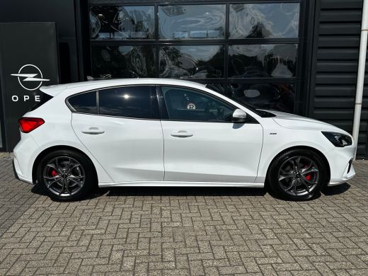 Ford Focus 1.0 Hybrid 125 PK ST Line X | STUUR, STOEL EN VOORRUITVERWARMING| KEYLESS ENTRY & START| CAMERA +... ActivLease financial lease