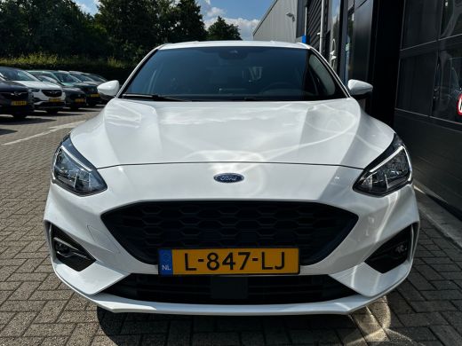 Ford Focus 1.0 Hybrid 125 PK ST Line X | STUUR, STOEL EN VOORRUITVERWARMING| KEYLESS ENTRY & START| CAMERA +... ActivLease financial lease
