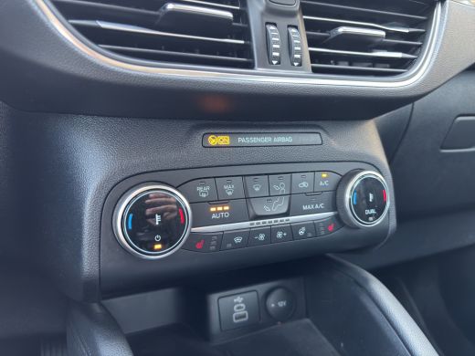 Ford Kuga 2.5 PHEV Titanium | Stoelverwarming | Cruise Control | Org. NL | Apple Carplay ActivLease financial lease