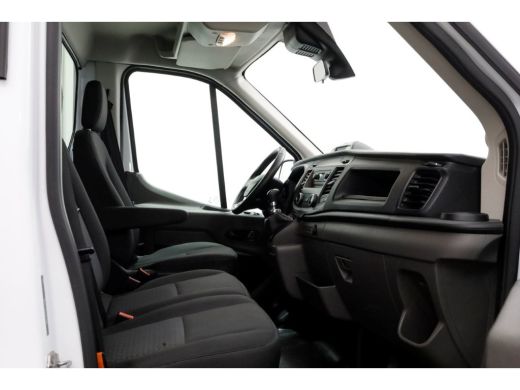Ford Transit 350 2.0 TDCI 130pk RWD Trend Bakwagen met laadklep 01-2024 ActivLease financial lease