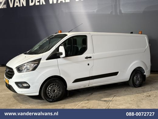 Ford Transit Custom 2.0 TDCI 130pk L2H1 Euro6 Airco | Camera | LED | Apple Carplay | Omvormer | 2800kg Trekhaak Cruis... ActivLease financial lease